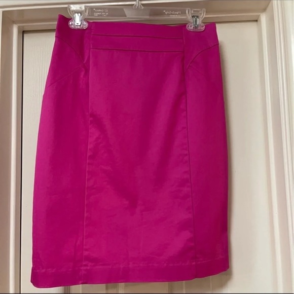 Medium clothing lot - size 6 (new & used) - Picture 7 of 8